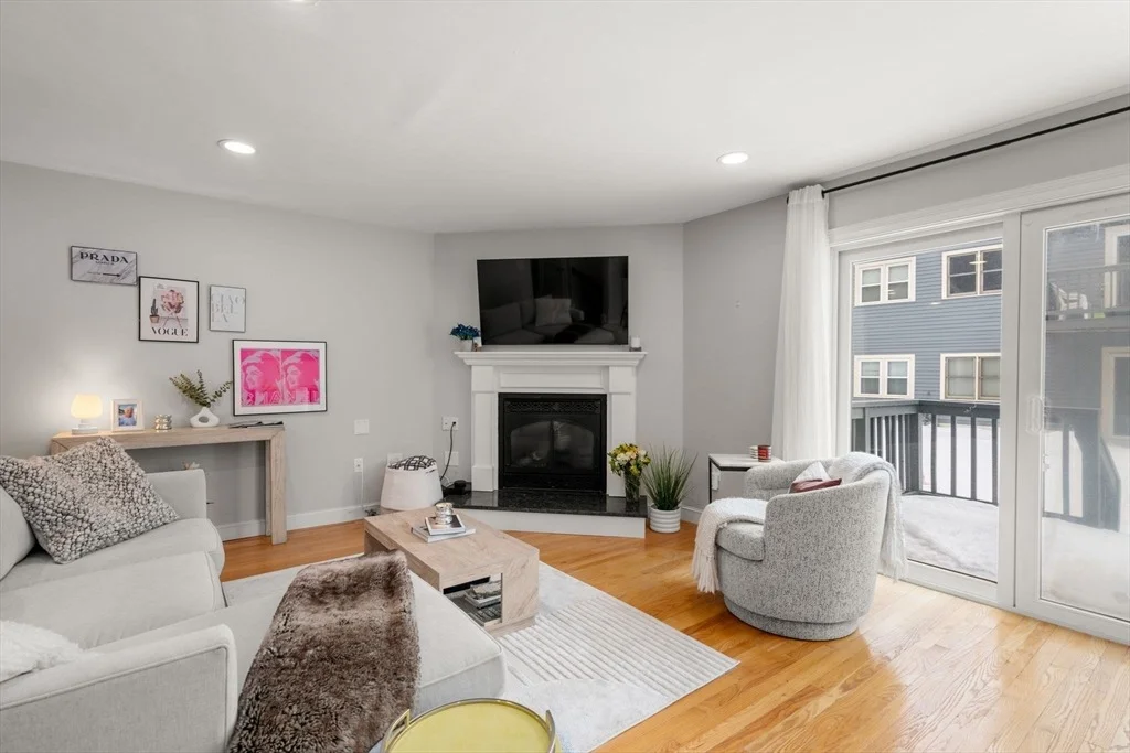 Photo of Unit 21 at 21 Oak Leaf Way