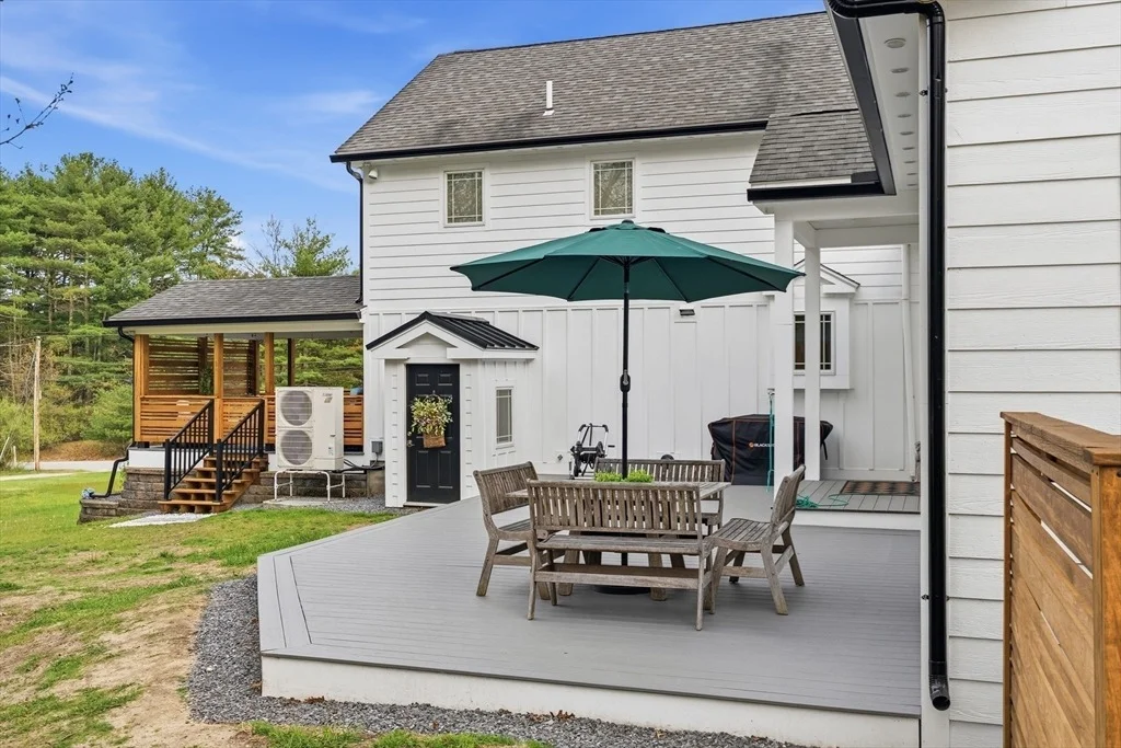 Photo of 158 Pinecrest Rd