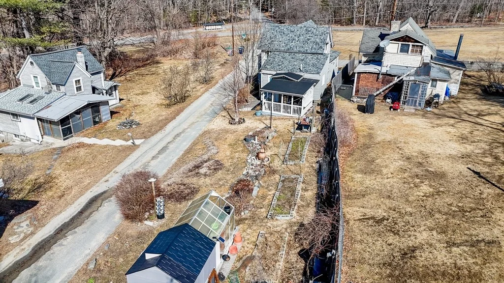 Photo of 2 Lakeview Ave