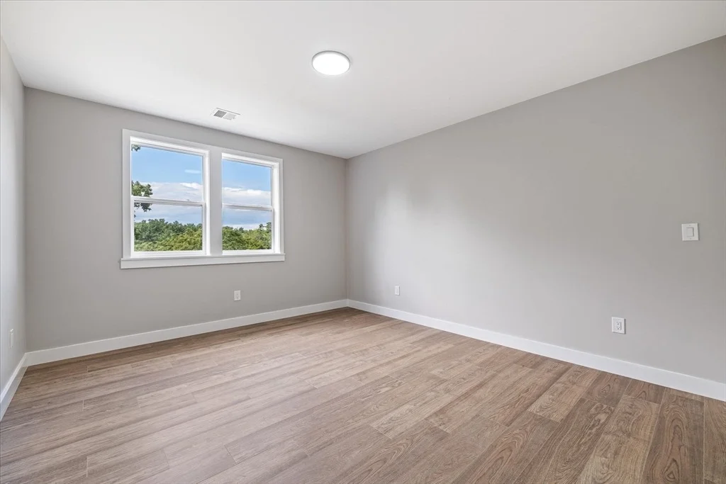 Photo of 6 Eagleton Street