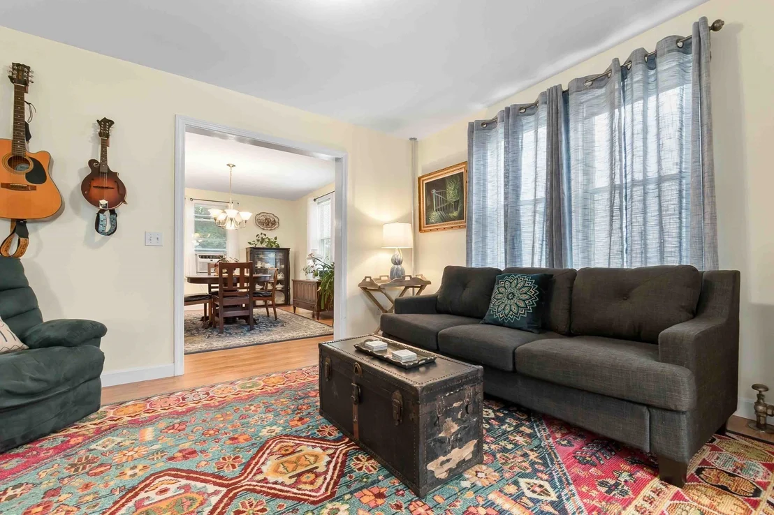 Photo of 5 Walcott Rd