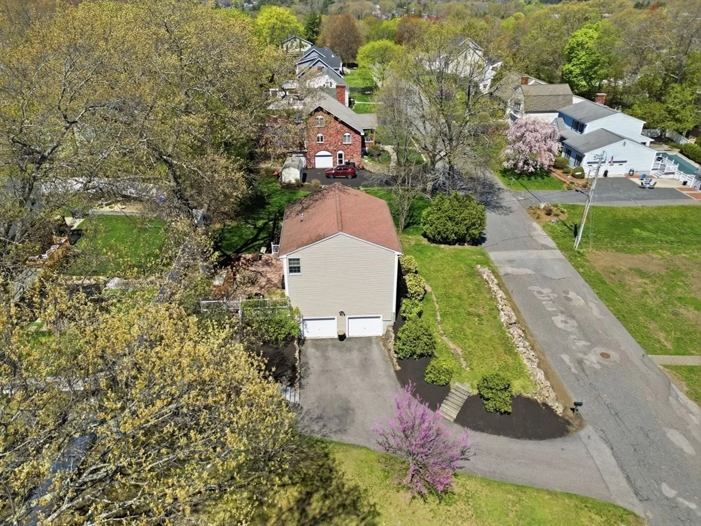 Photo of 23 Bellmore Rd