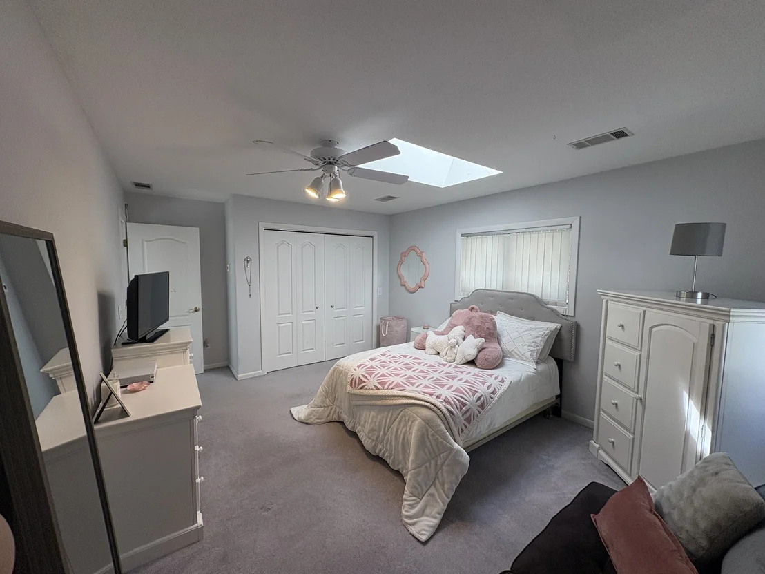 Photo of 321 Westerly Cr.
