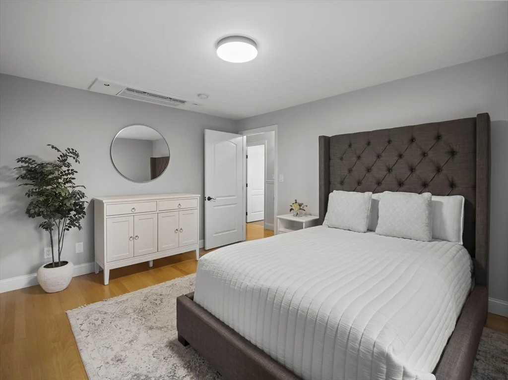 Photo of 10 Alfred Dr