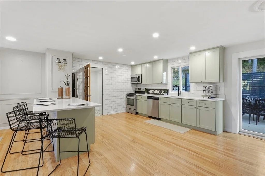 Photo of 334 Rogers St