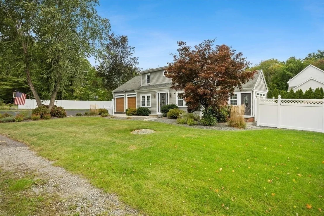 Photo of 155 Commonwealth Ave