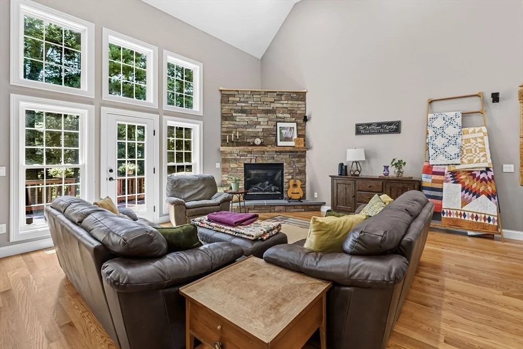 Photo of 17 Bissonnette Cir