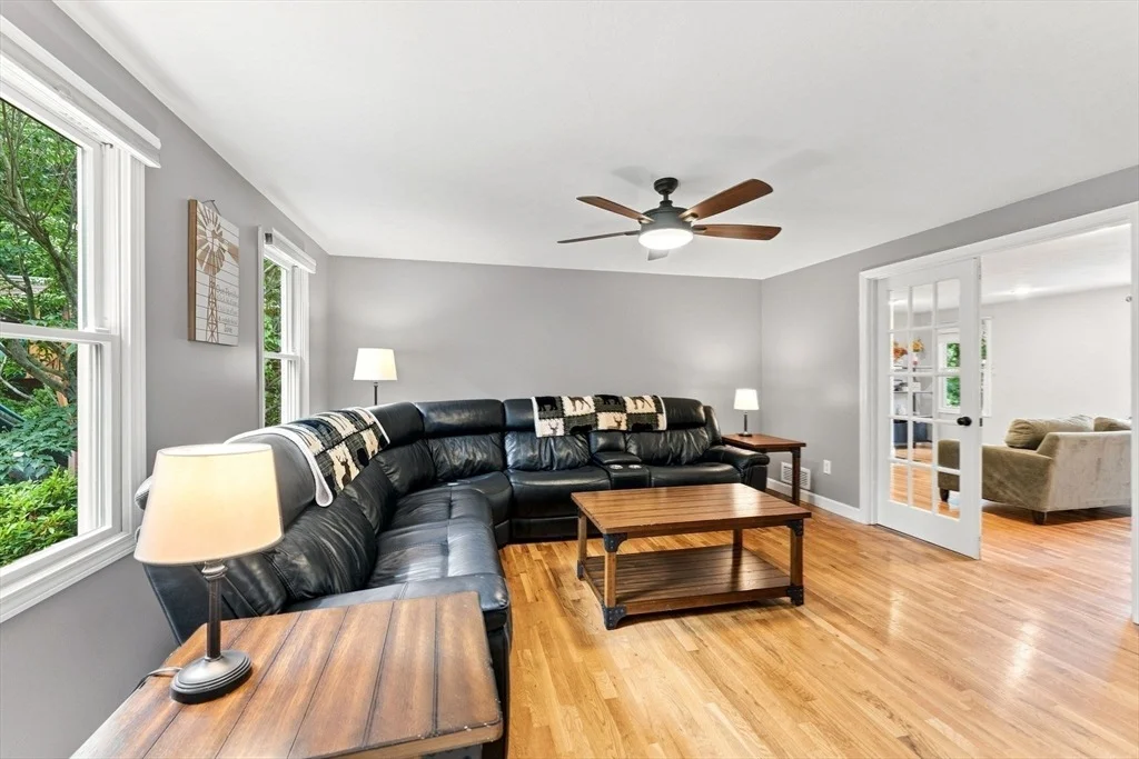Photo of 115 Sutton Rd