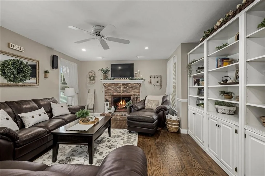 Photo of 3 Goddard Dr