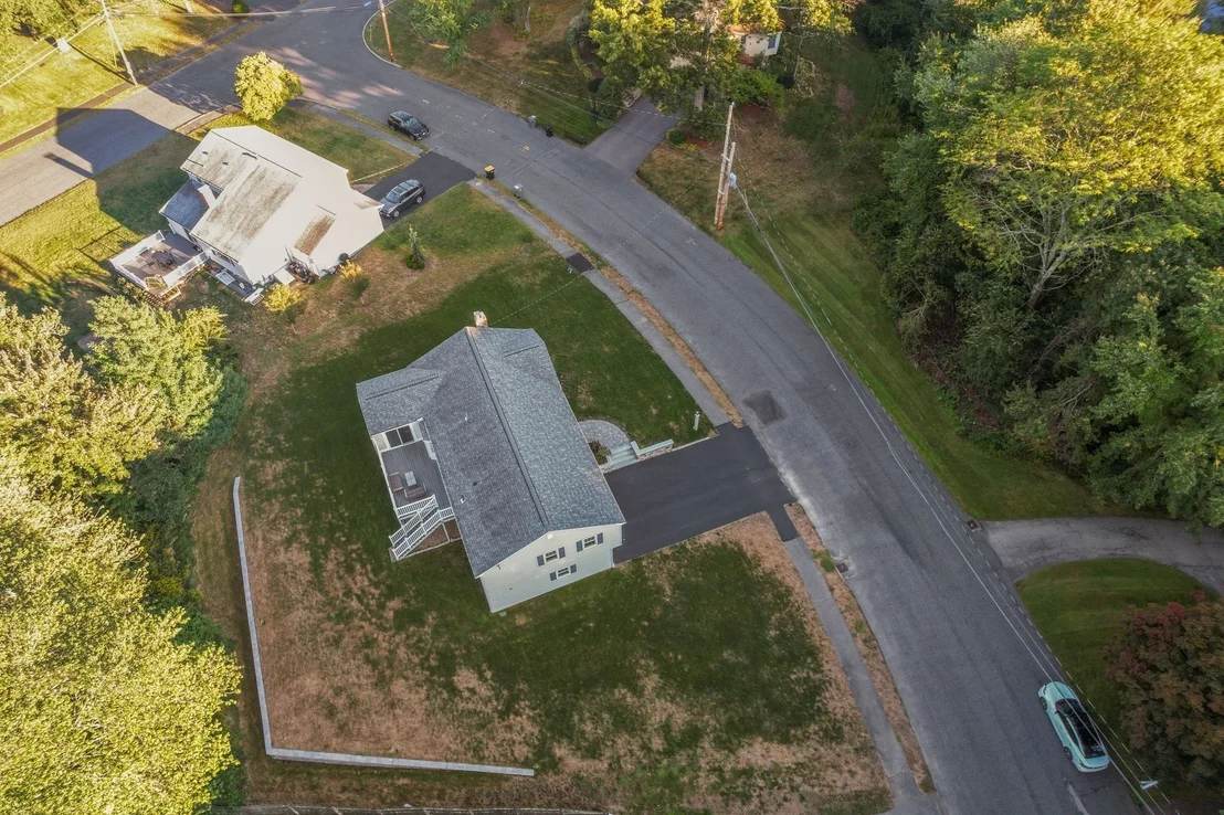 Photo of 16 Bacon Rd