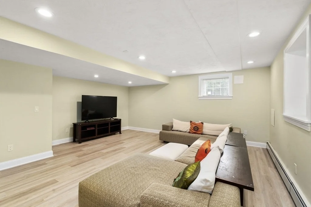 Photo of 21 Cedar Springs Lane