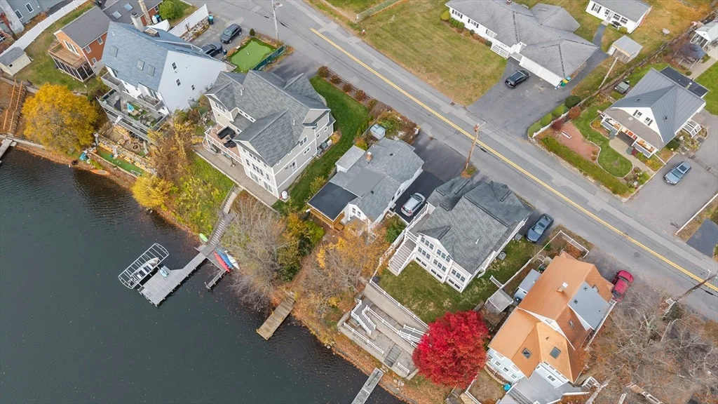 Photo of 21 Edgemere Blvd
