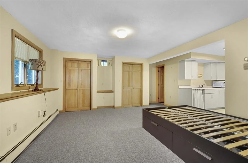 Photo of 10 Lorraine Cir