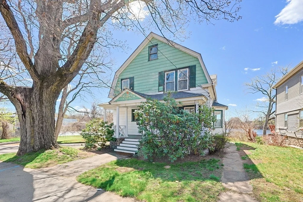 Photo of 119 Hope Ave