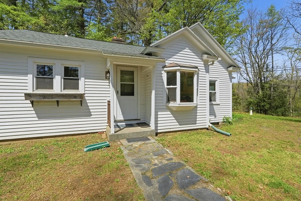 Photo of 52 Log Plain Rd