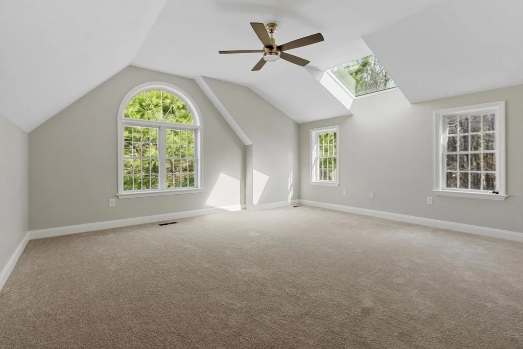 Photo of 5 Lilac Ln