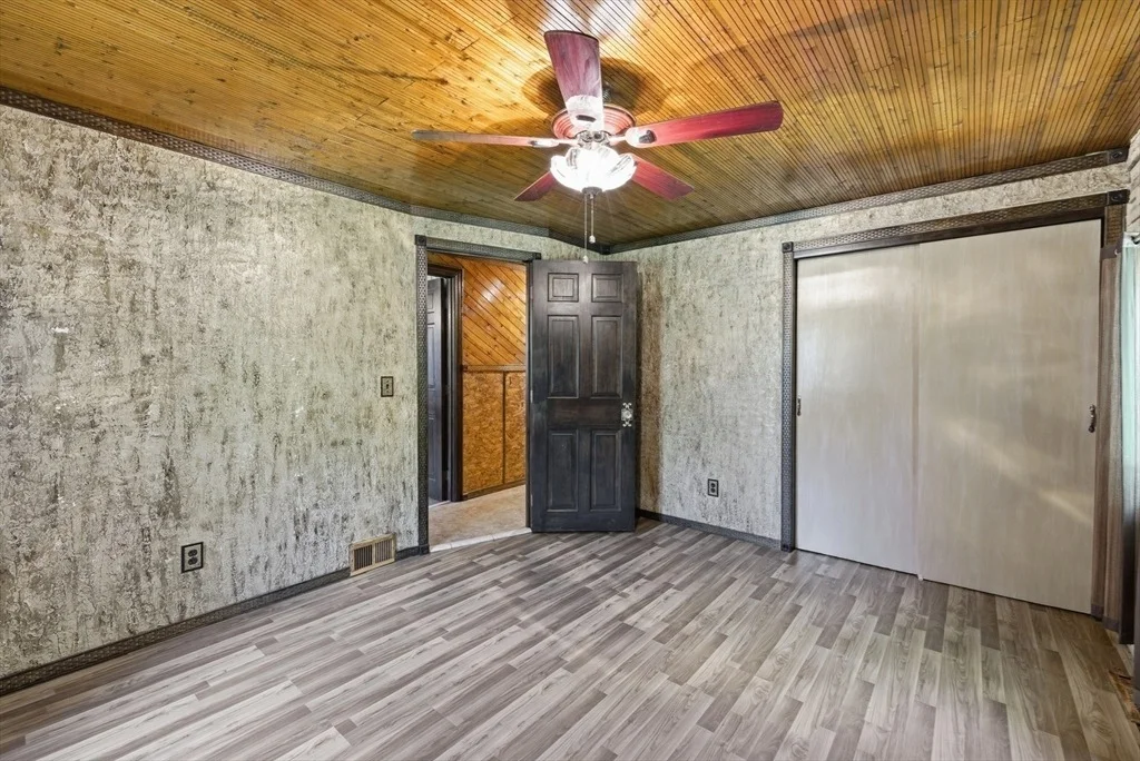 Photo of 925 West St.
