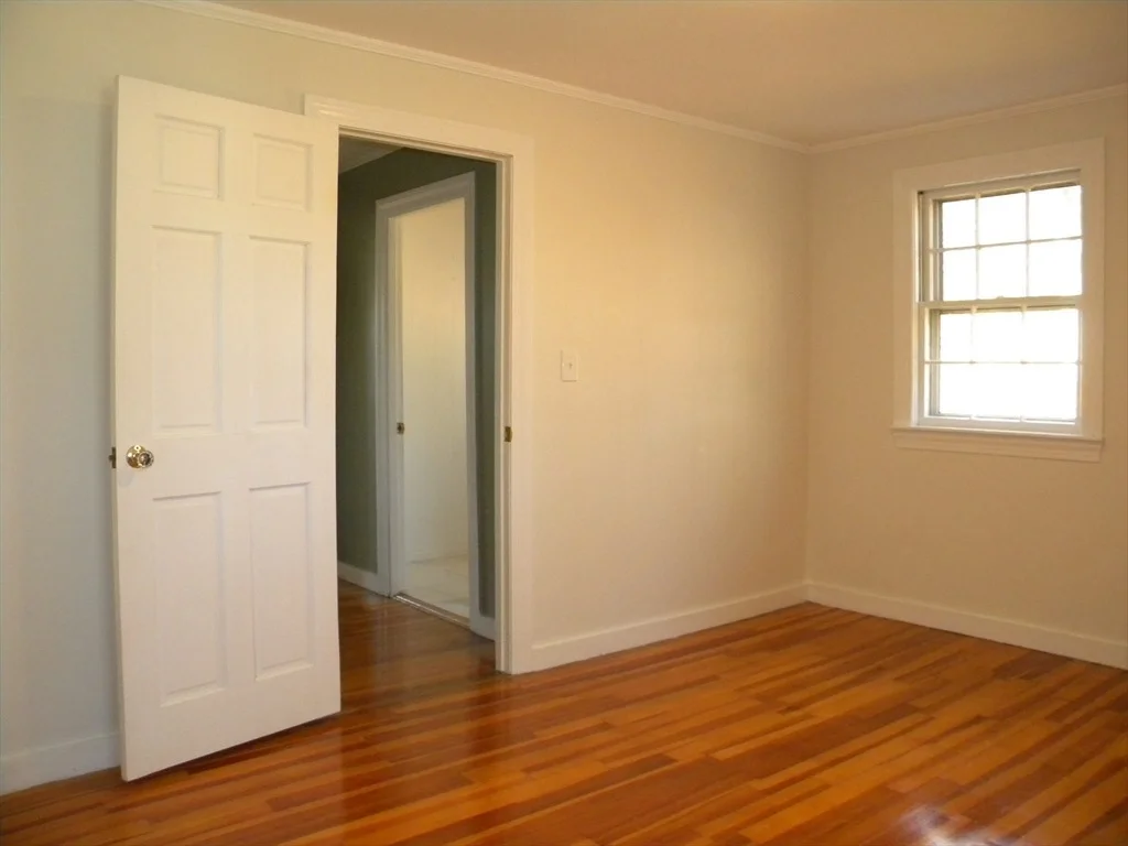 Photo of 21 Lovers Ln