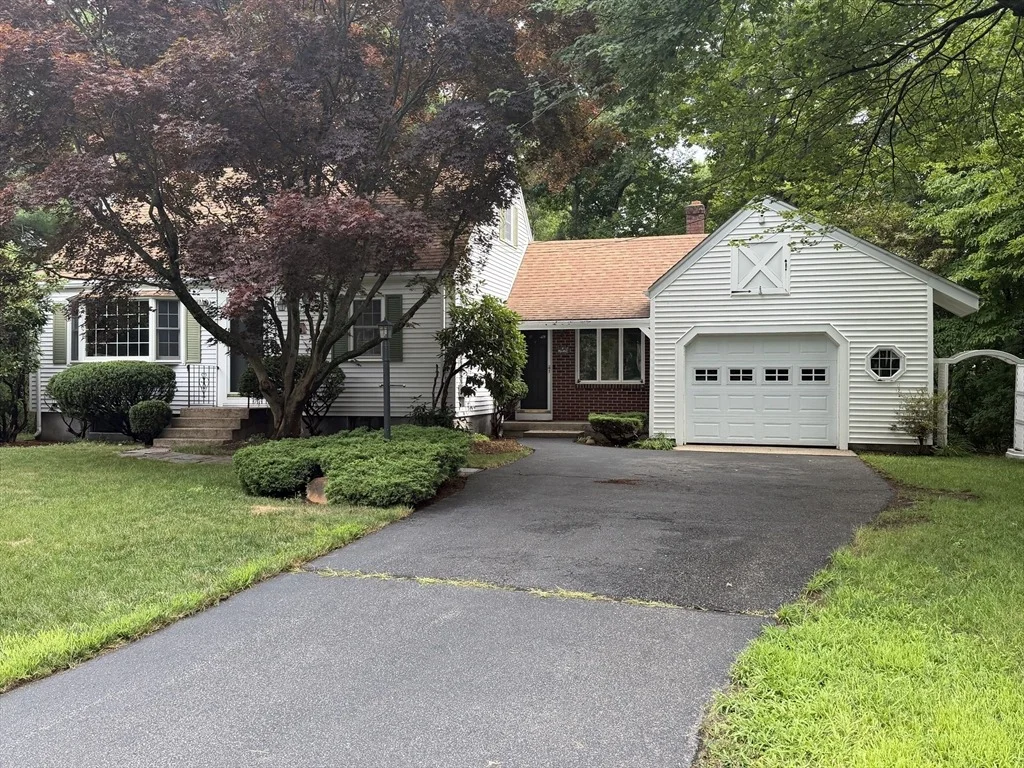 Photo of 7 Wayne Dr