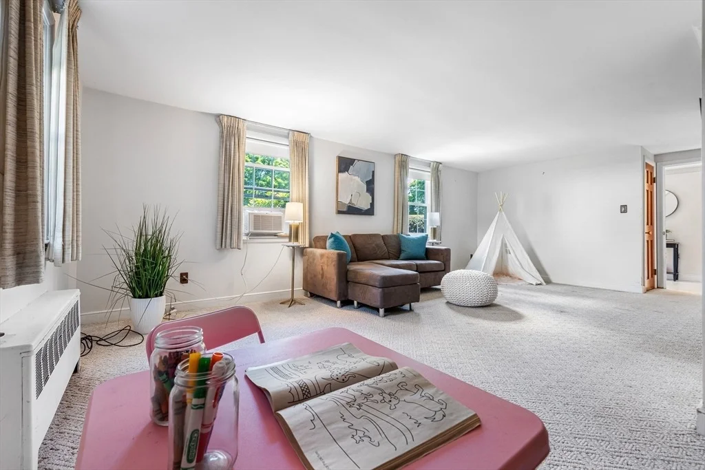 Photo of 38 Robinhood Rd