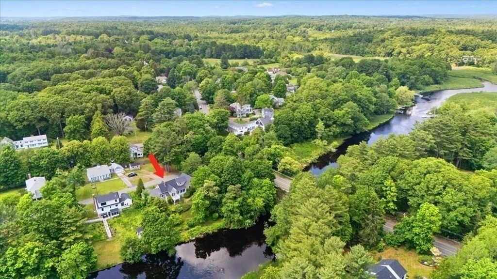 Photo of 16 River Rd