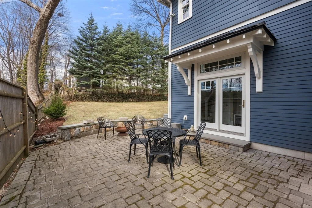 Photo of 14 Curve Street