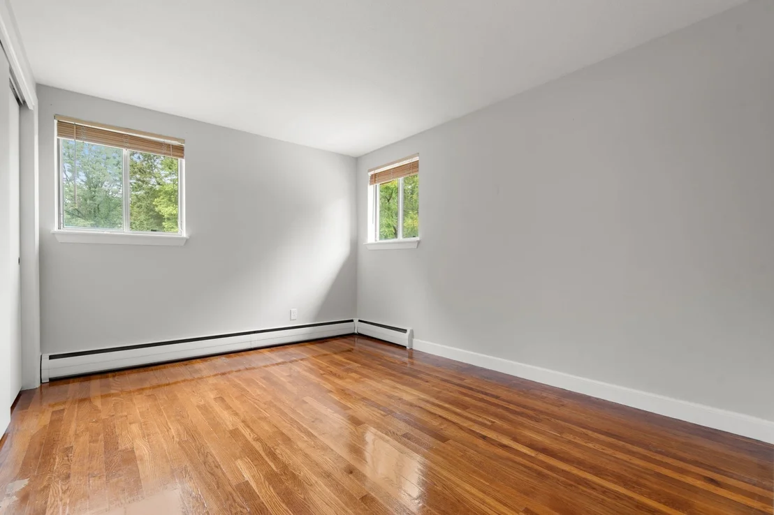 Photo of 444 Clapboardtree Street