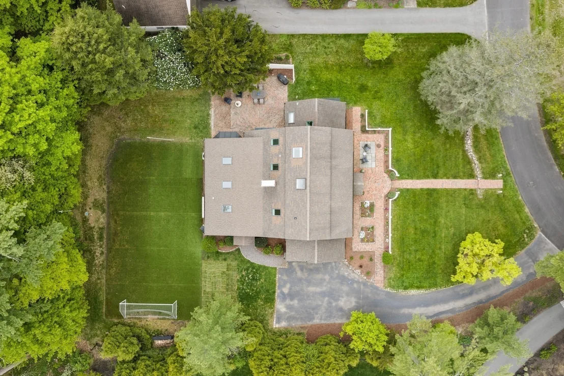 Photo of 41 Longmeadow Road