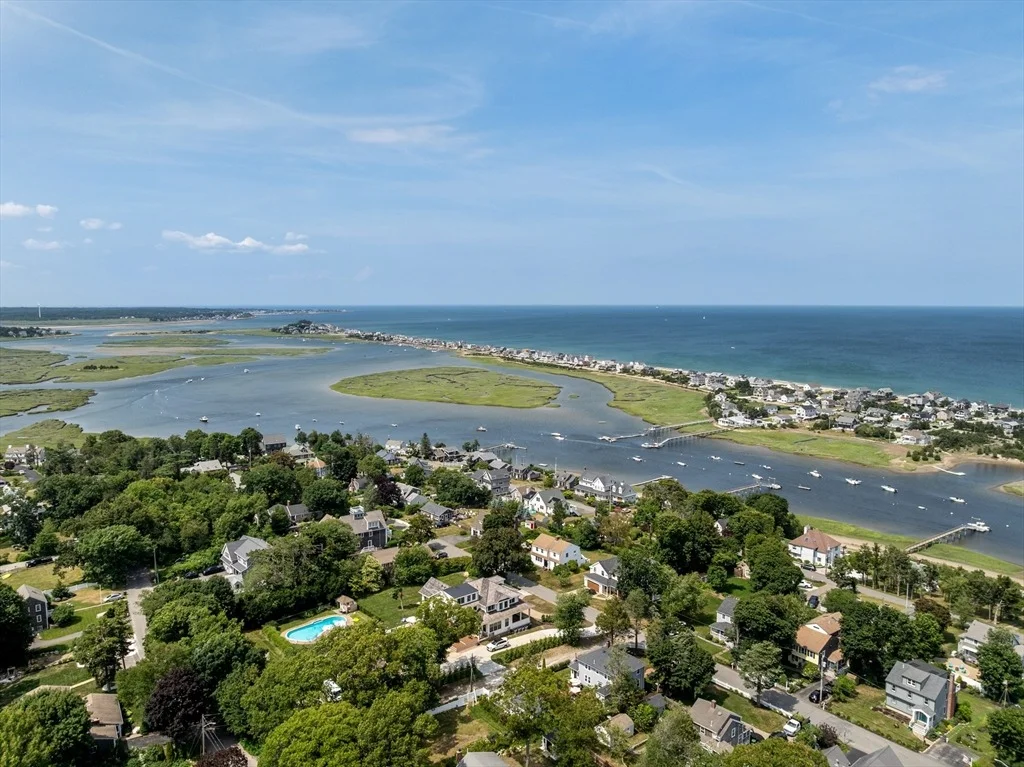 Photo of 18 Holly Hill Circle