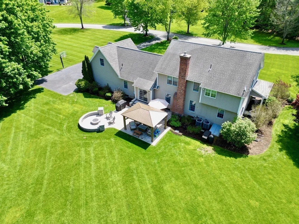 Photo of 27 Steepleview Dr