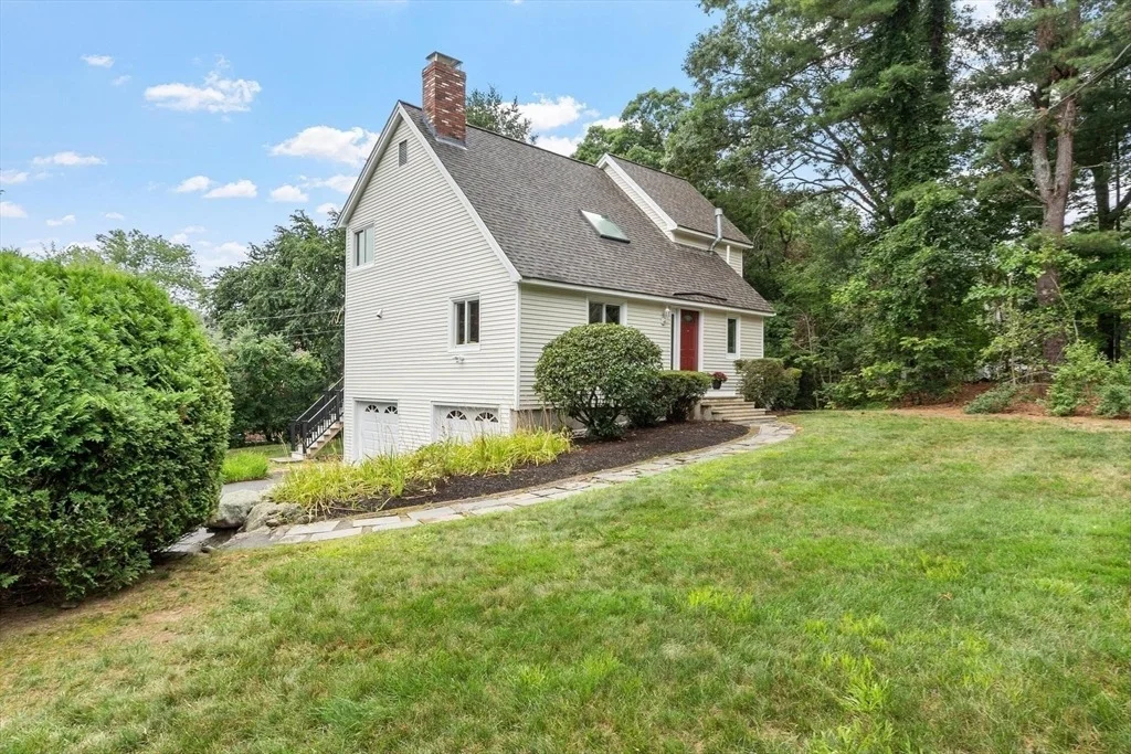 Photo of 1 Heather Hill Road