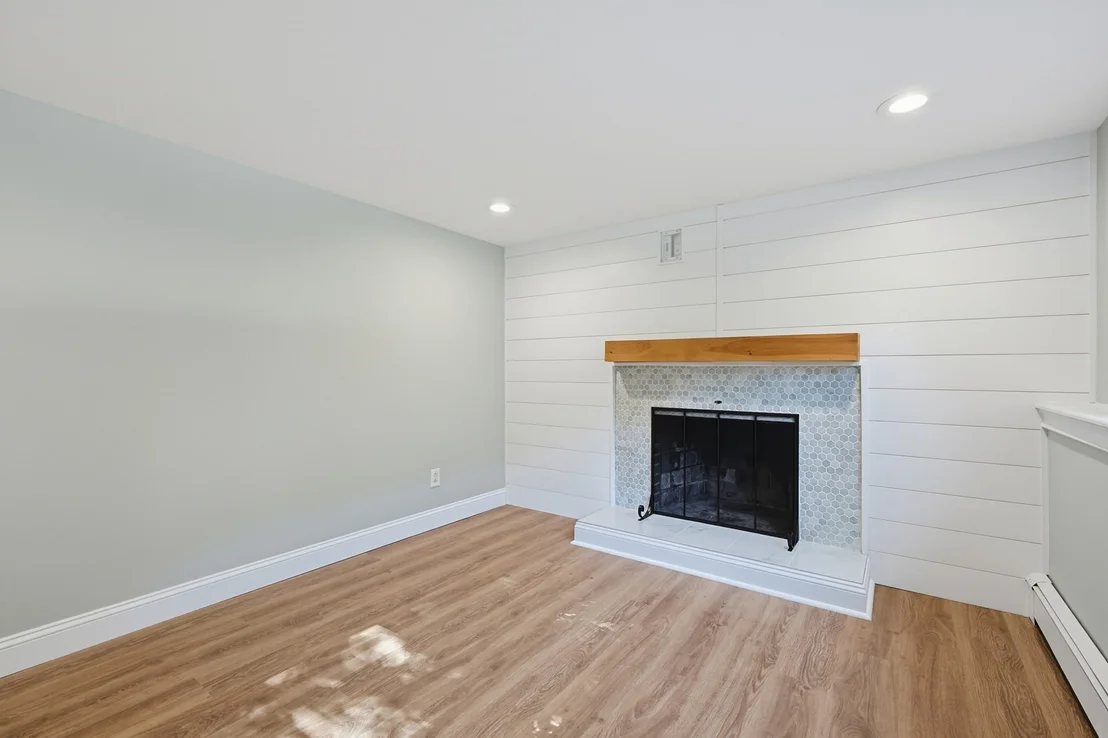Photo of 1 Garrison Dr