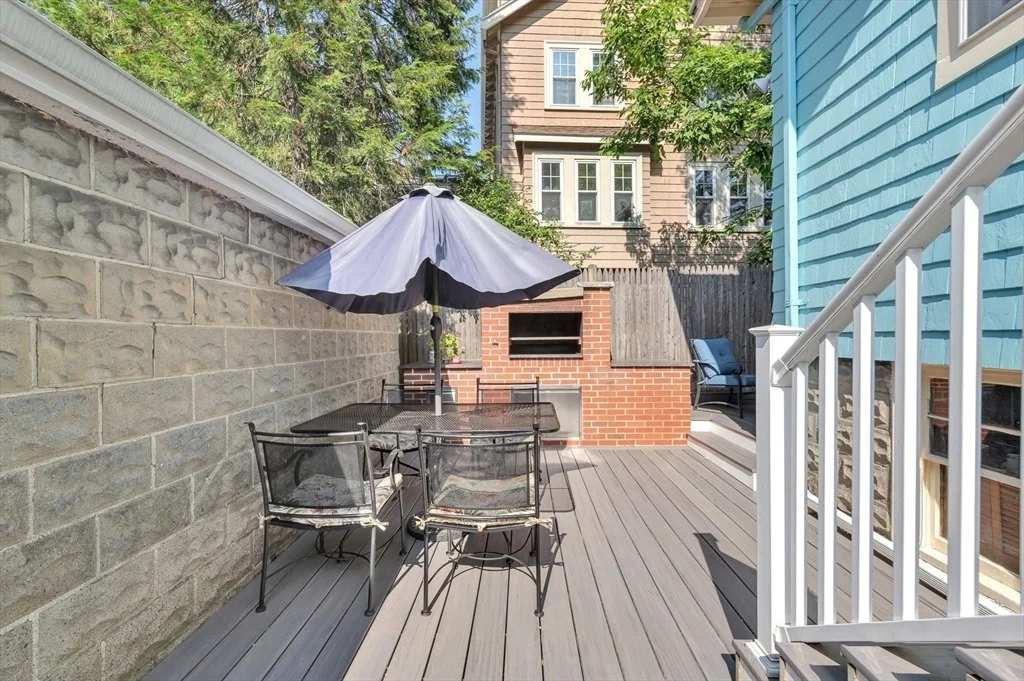 Photo of 321 Park Avenue