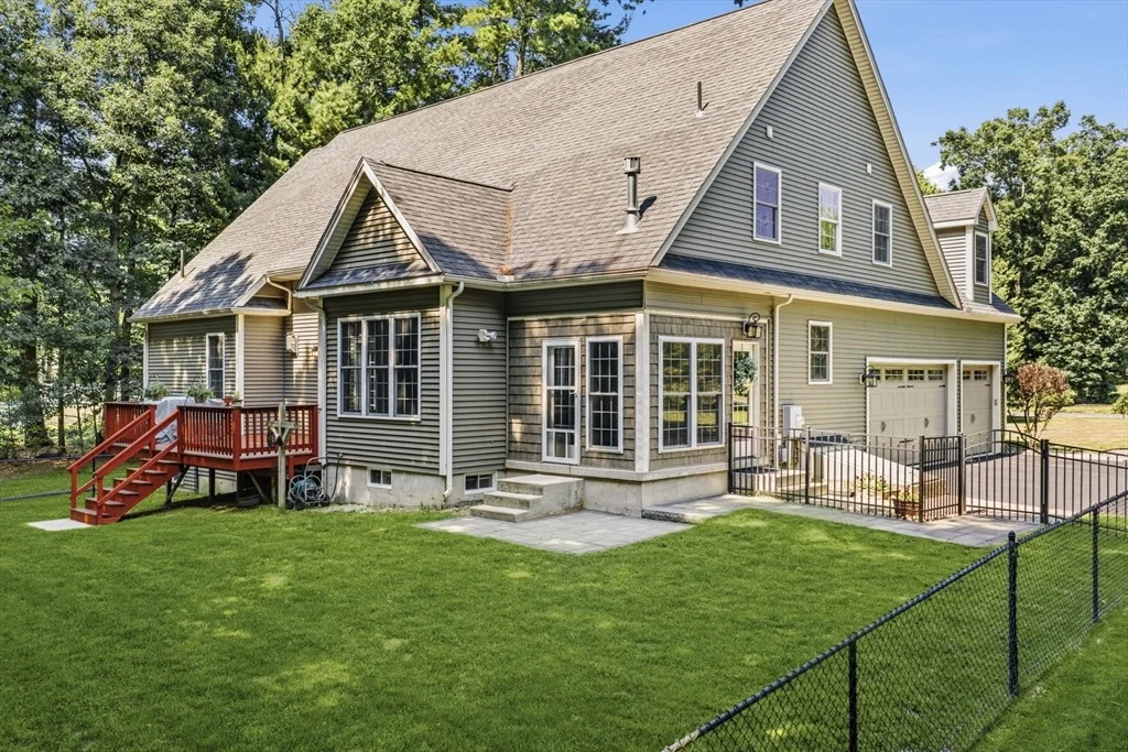 Photo of 17 Bissonnette Cir