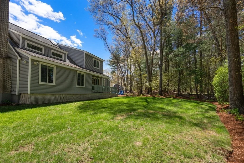 Photo of 32 Sherborne Cir