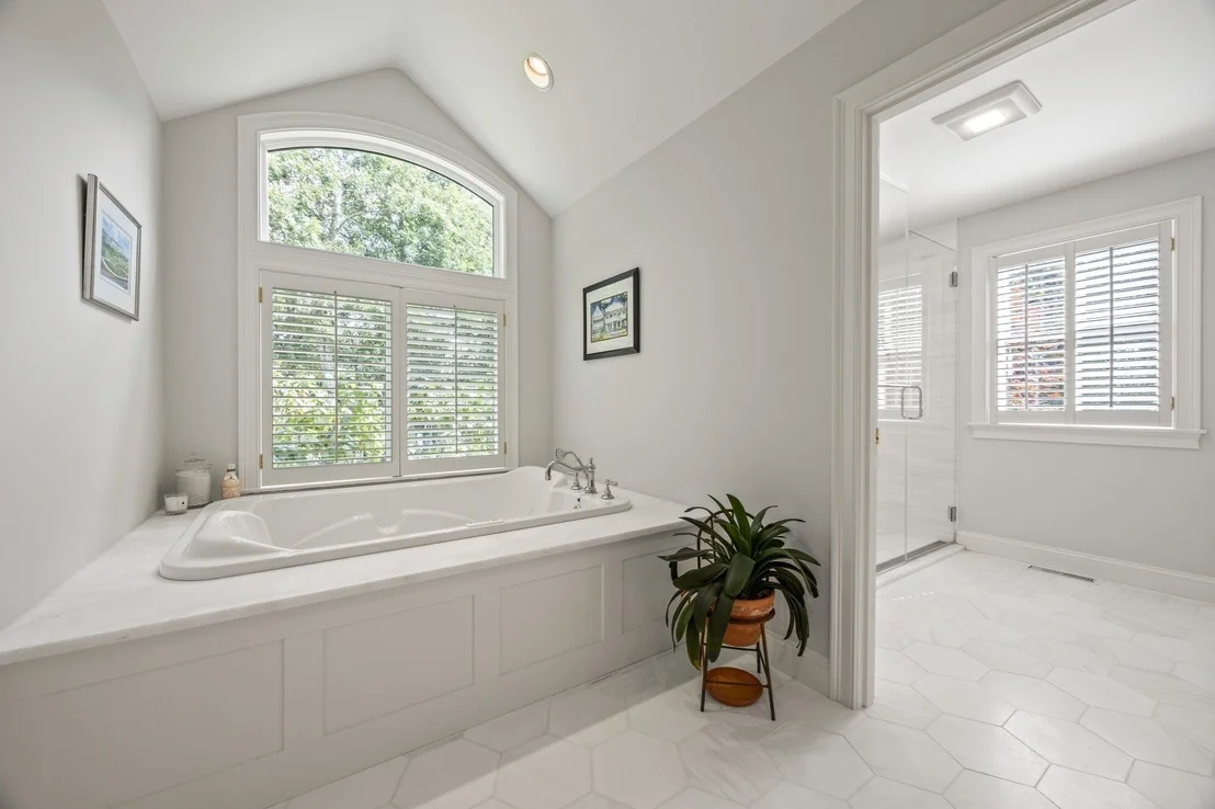 Photo of 26 Walkerwoods Dr