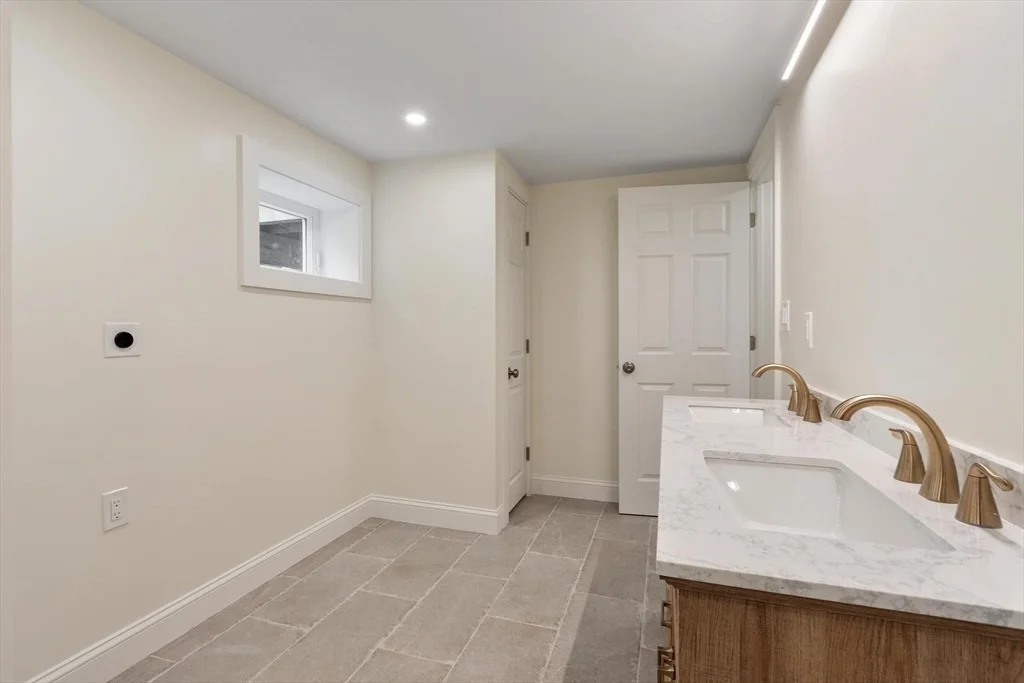 Photo of 50 Pine Grove Rd