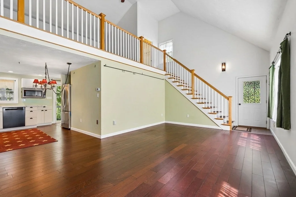 Photo of 71 Pelczar Rd