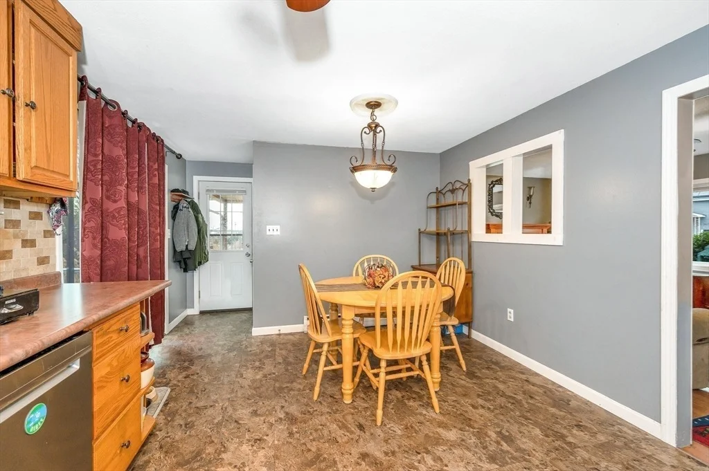 Photo of 362 Lowell St