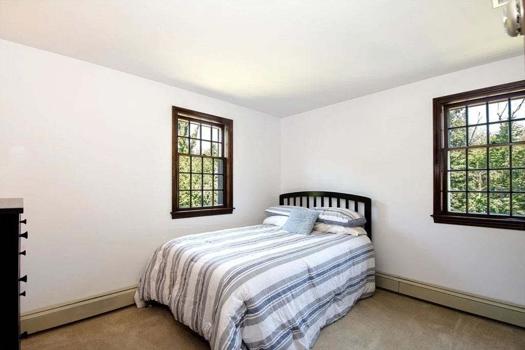 Photo of 39 Ledgewood Dr