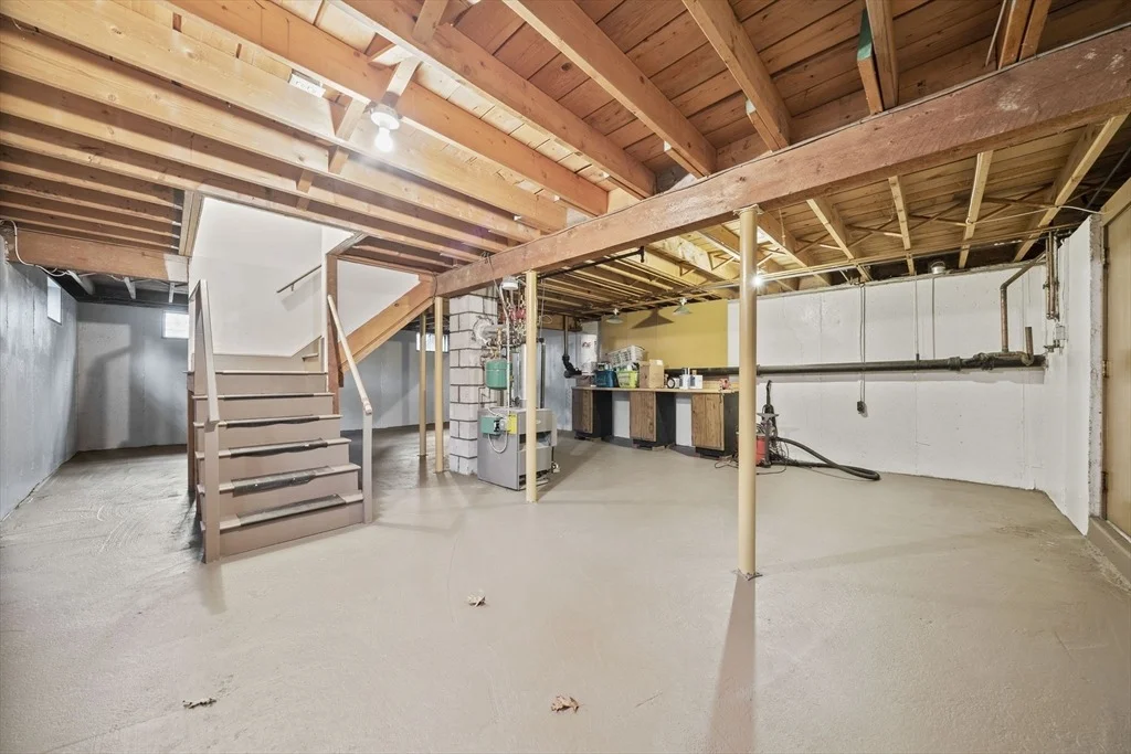 Photo of 7 Surrey Ln