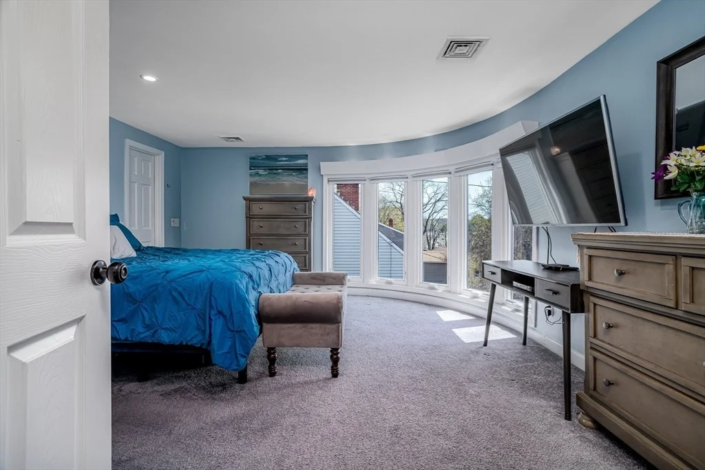 Photo of 11 Winter Ave