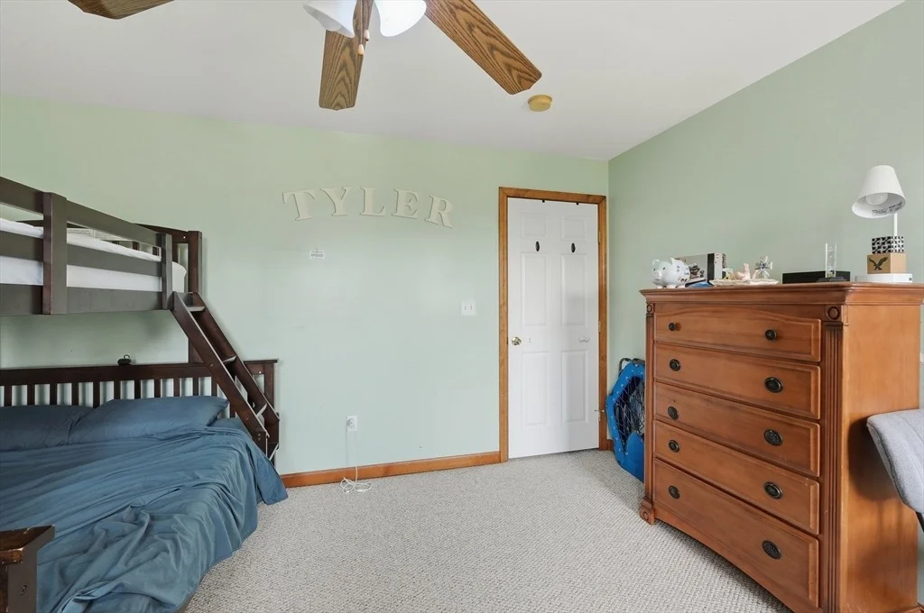 Photo of 1527 Main Street