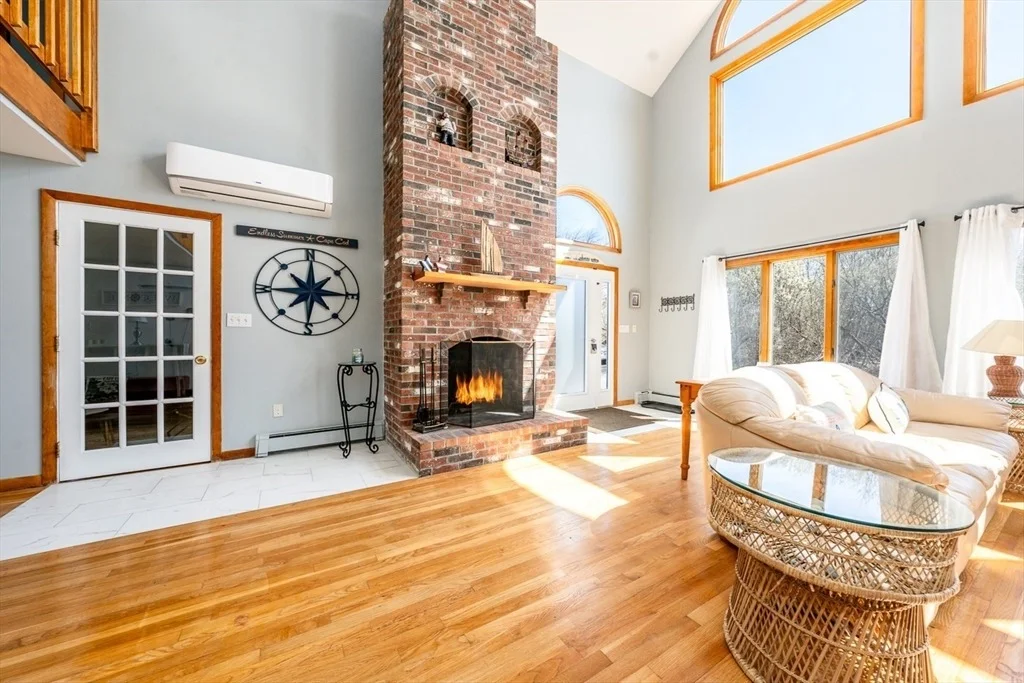 Photo of 33 Island View Rd