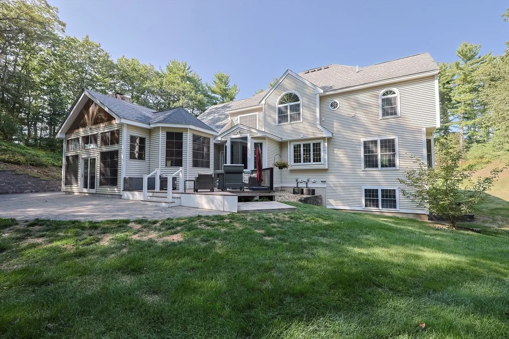 Photo of 2 Wildflower Ln