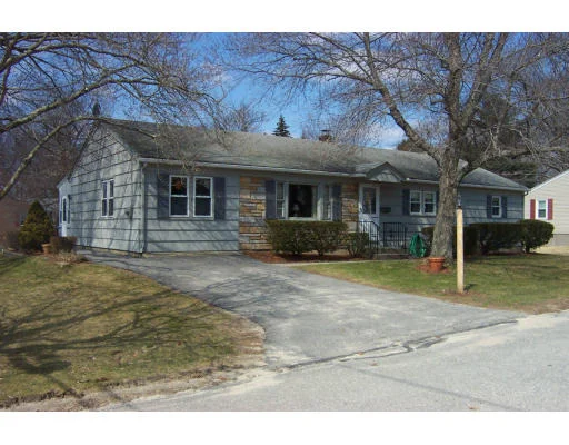 Photo of 8 Cushing Road