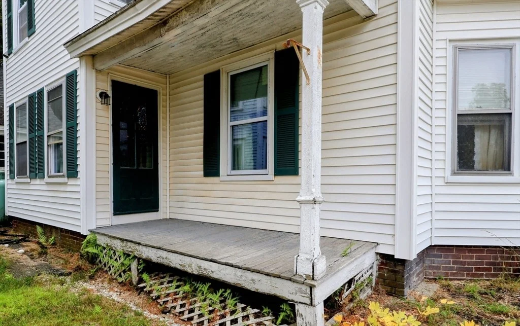 Photo of 98 Drury Ave