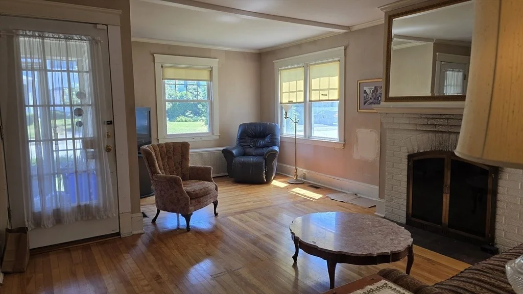 Photo of 21 Arbutus Road