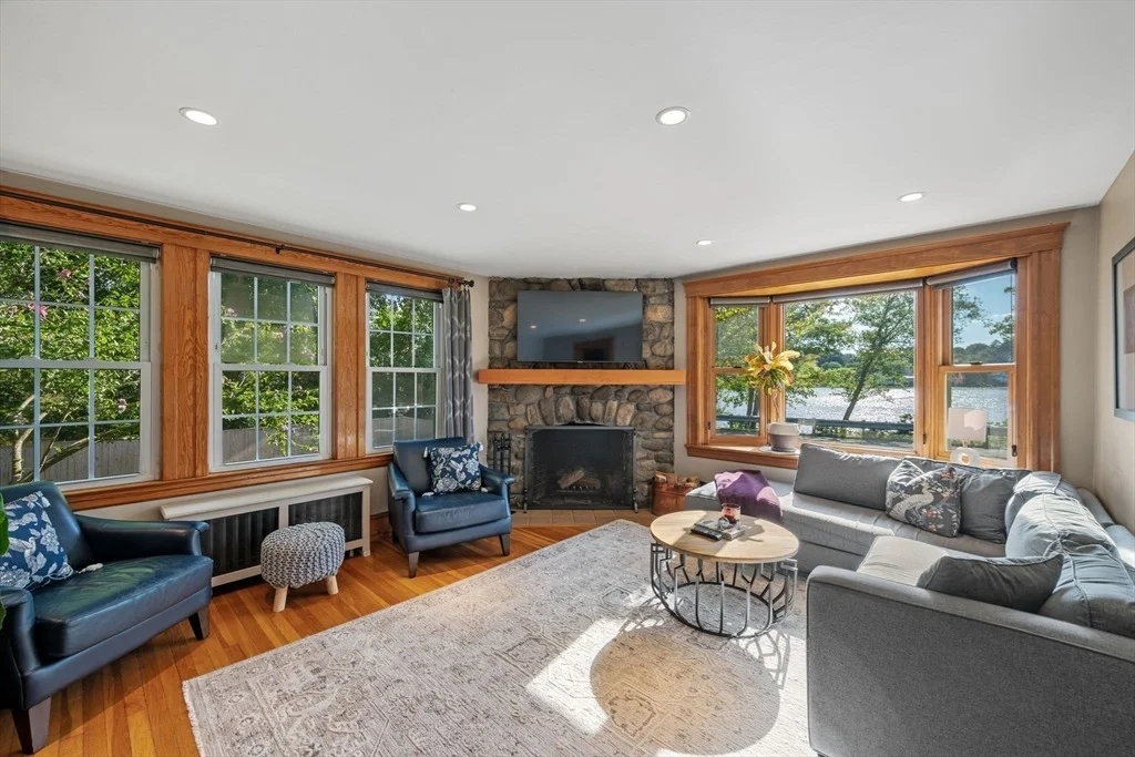Photo of 67 Pond St