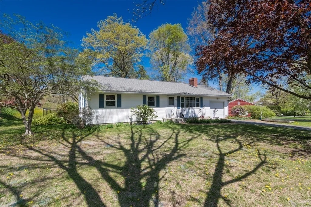 Photo of 16 Highland Circle